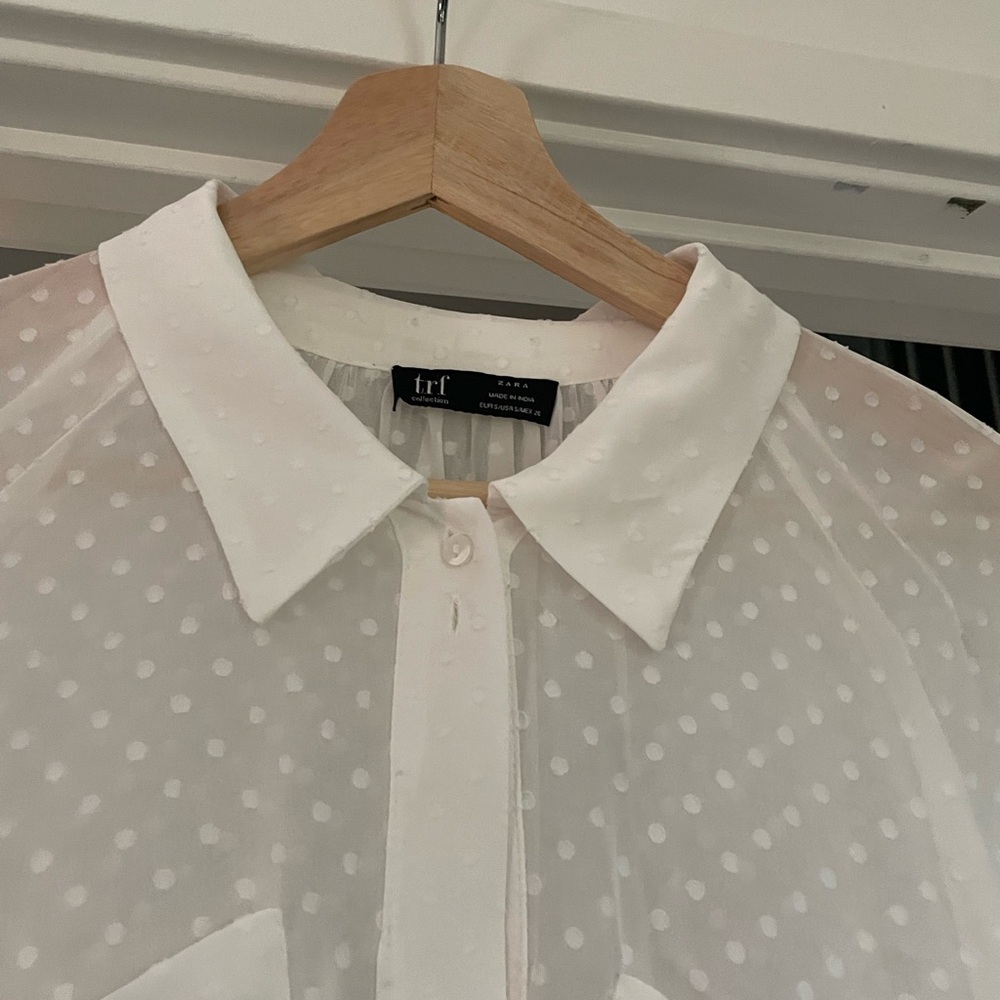 Zara, off white long sleeve shirt. Size Small… but runs big.